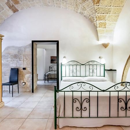 Casa Di Lo Suites Lecce Rum bild