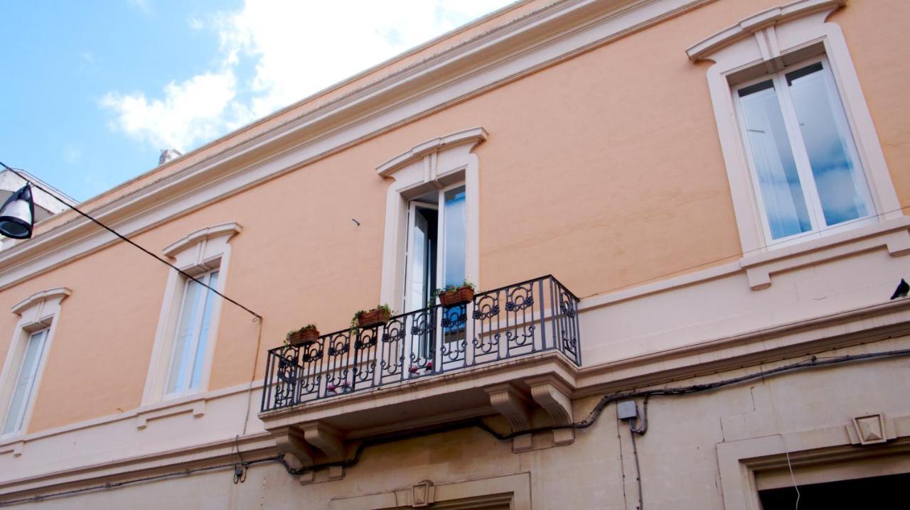 Casa Di Lo Suites Lecce Exteriör bild