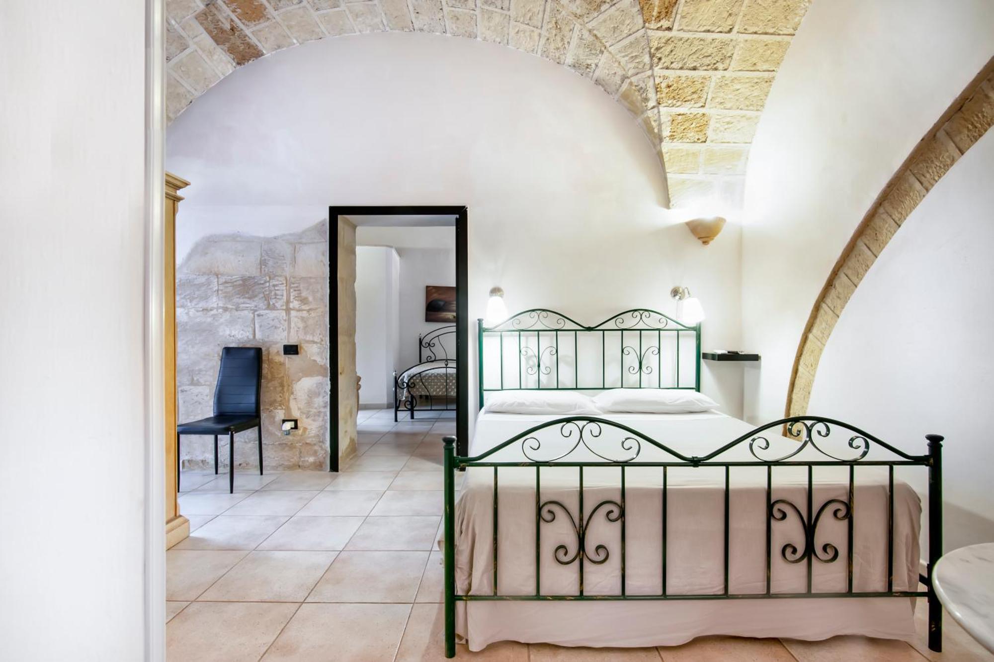Casa Di Lo Suites Lecce Rum bild